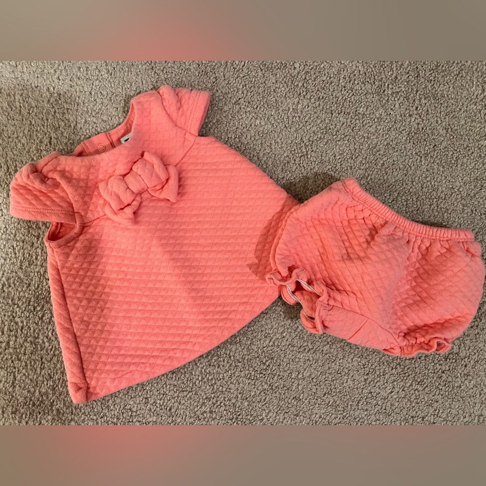 Beautiful coral baby matching set